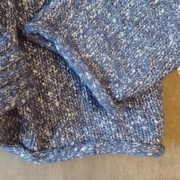 Ultra Fuzzy Wrap Up Saturday Anything Cardigan - Picture 13 of 16